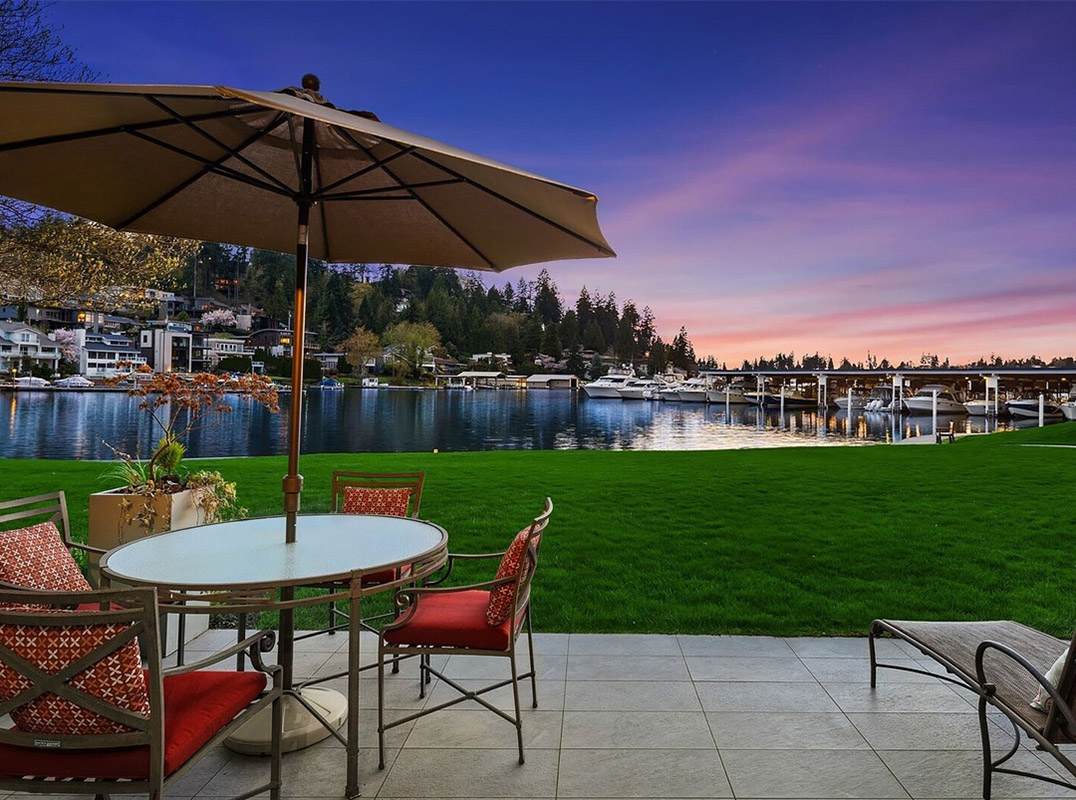 Stunning Meydenbauer Bay Waterfront