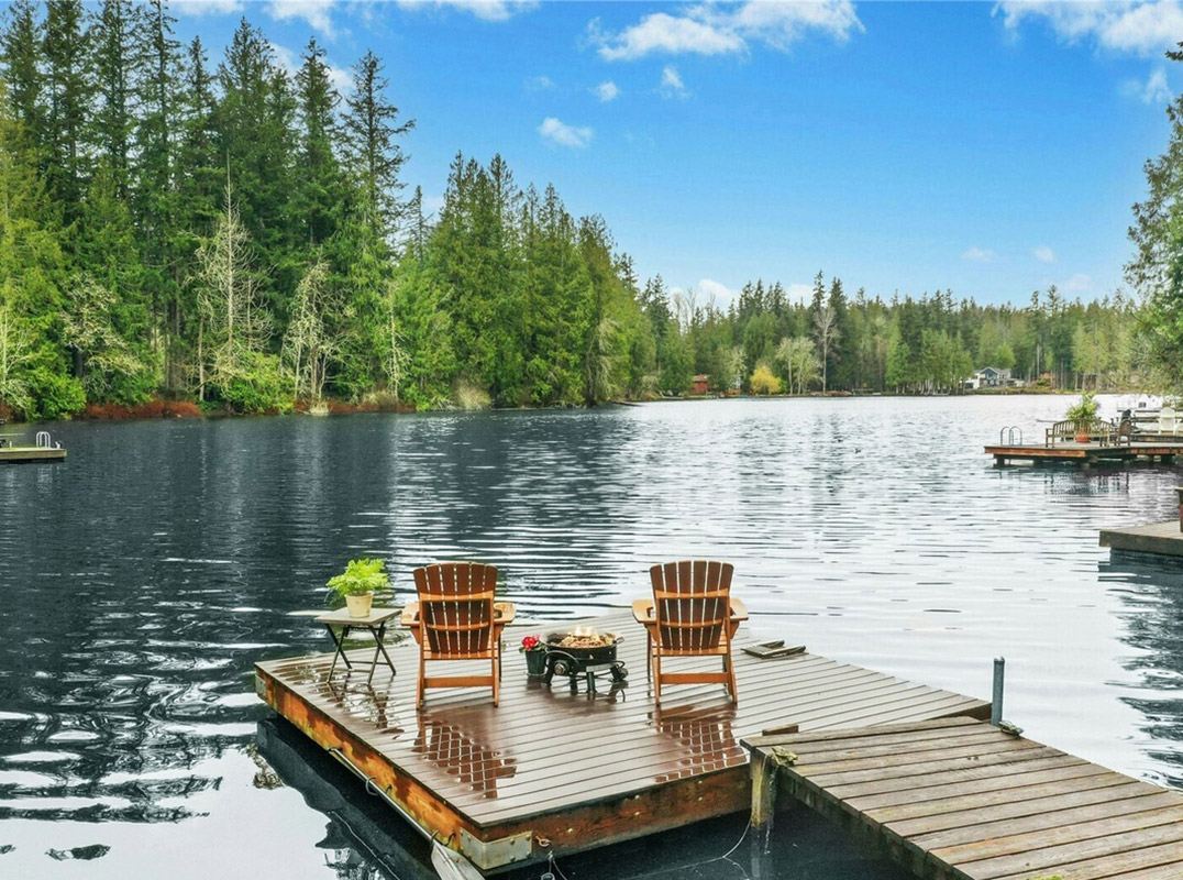 Stunning West Facing Waterfront