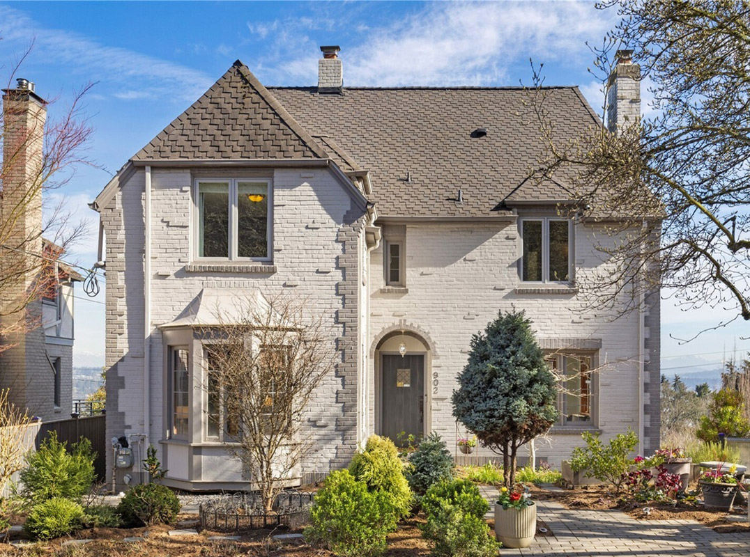 Grand Tudor Home
