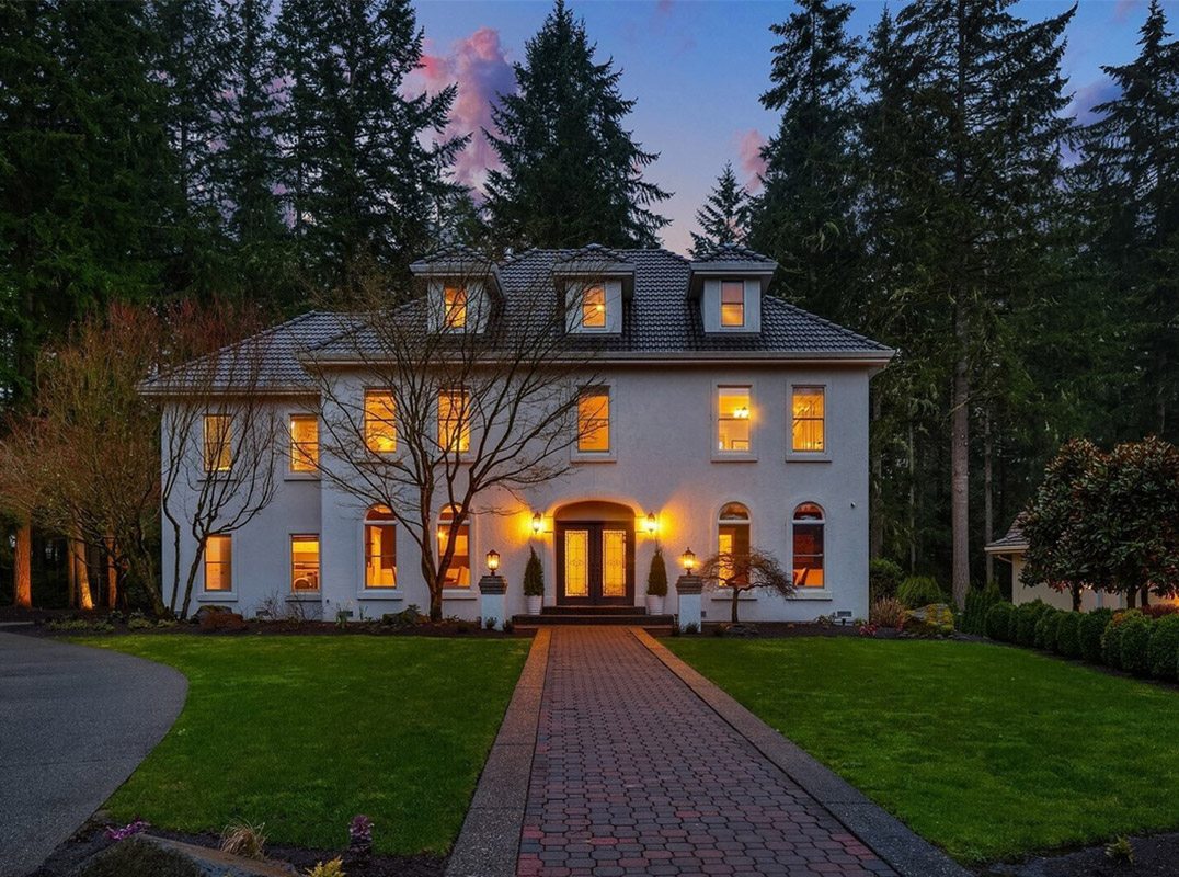 French Chateau in Canterwood