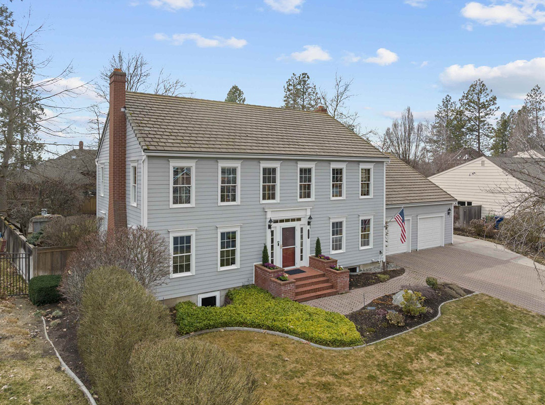Rare Comstock Colonial Revival