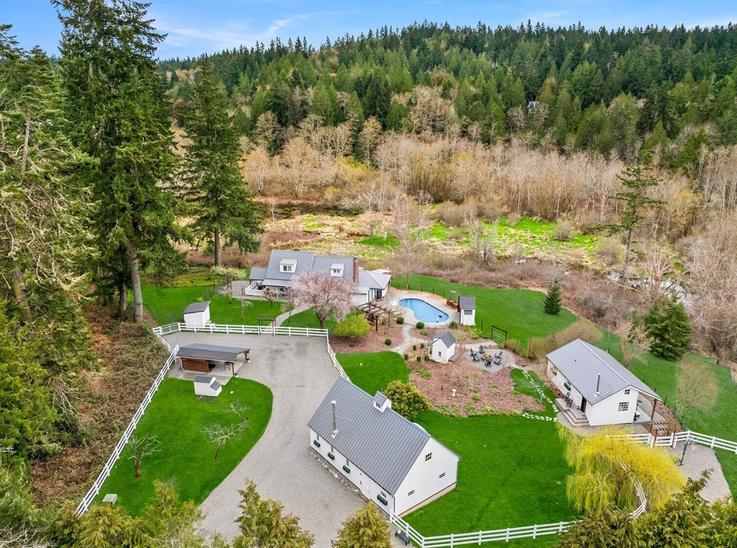 Majestic Compound