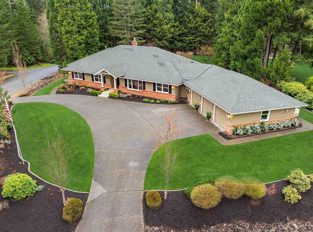 Rare Find in Woodinville