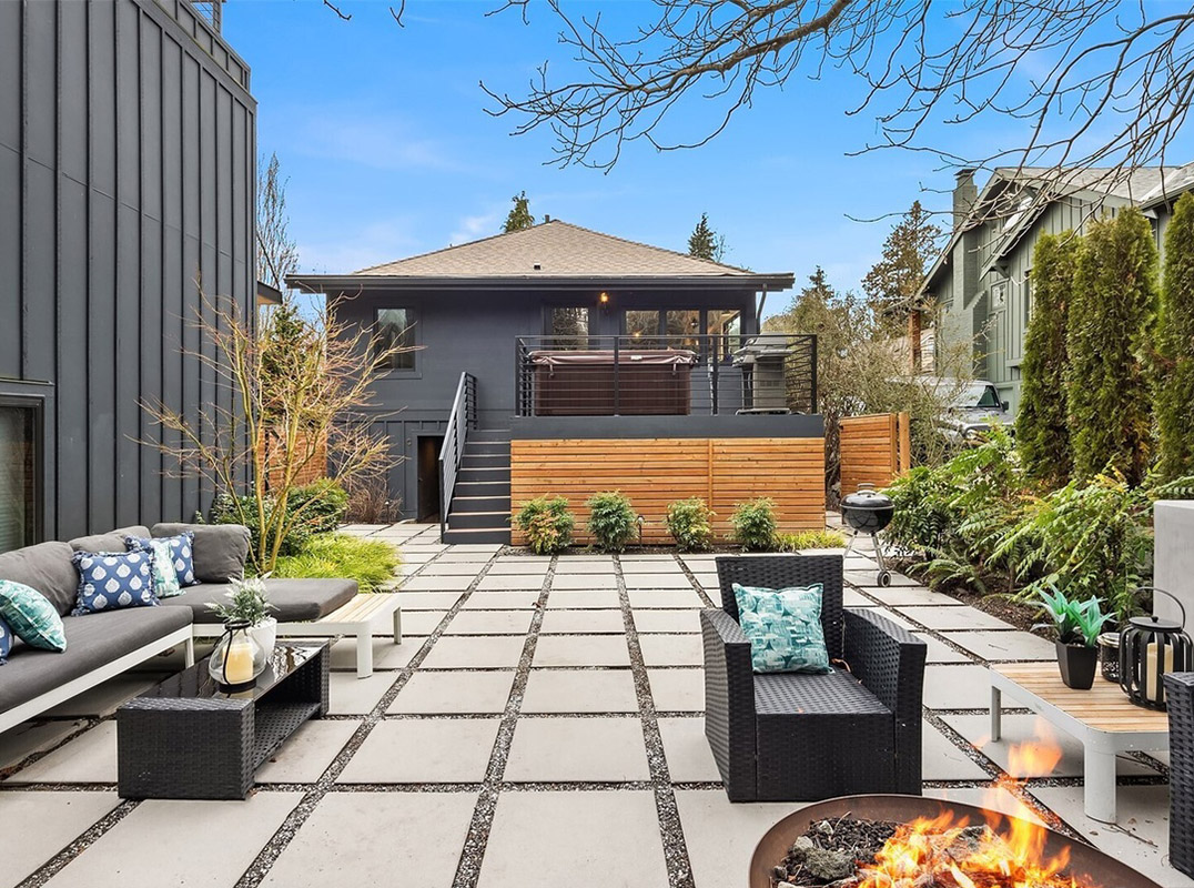 Modern Tri-Plex in Wallingford