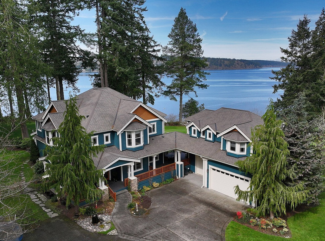 Holmes Harbor View Home
