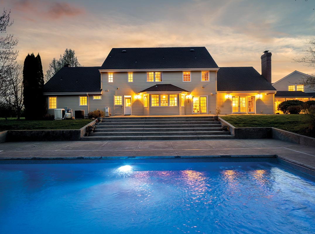 GATED | 10 ACRES ESTATE | GUEST HOME | IN-GROUND POOL | BARN