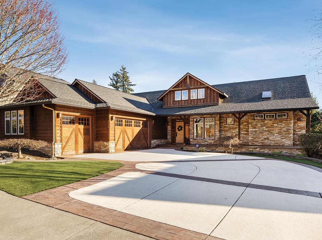 PARADE OF HOMES AWARD WINNER