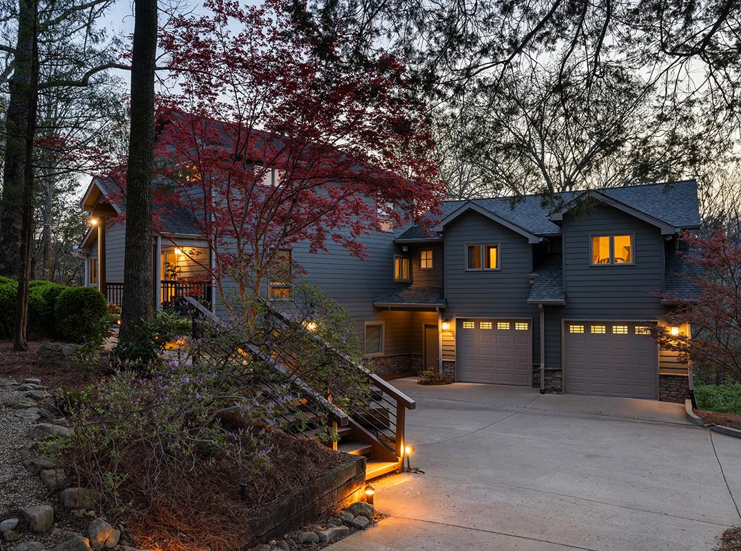 Captivating Contemporary