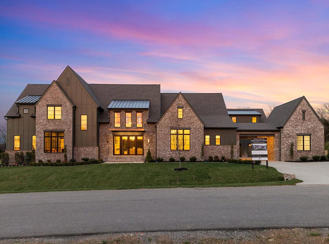 A Masterpiece of Modern Luxury in The Hills