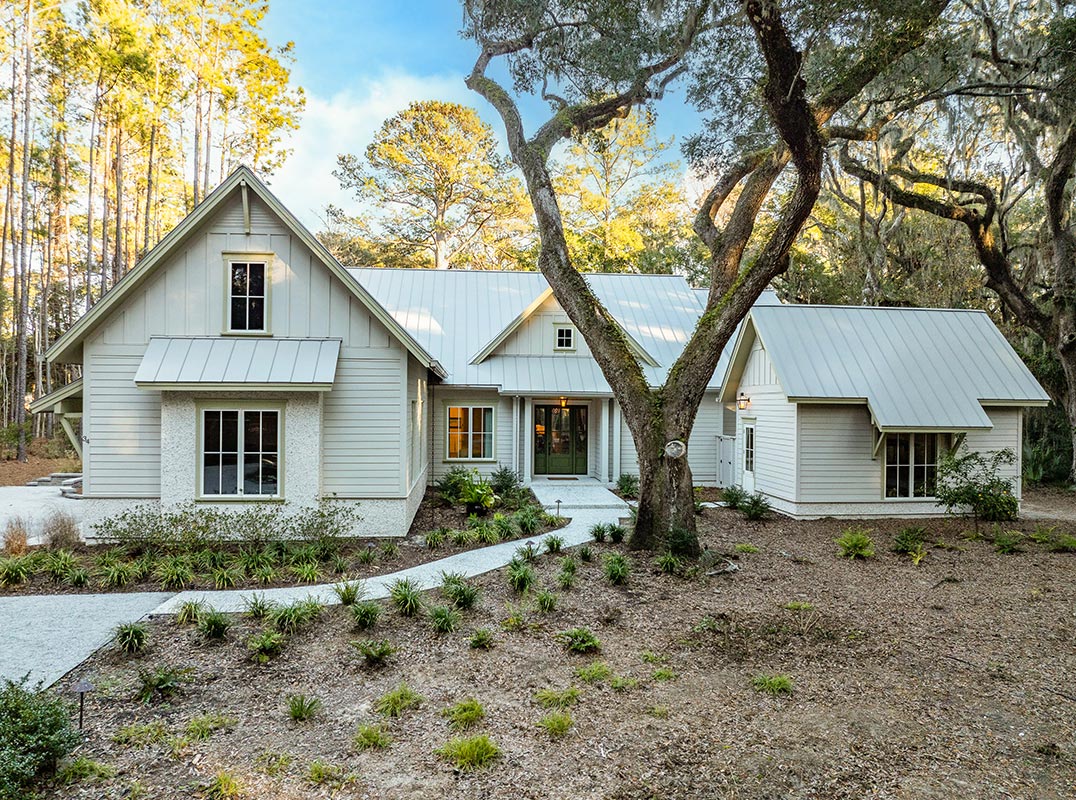 Mid-island on 2-acres w/ Golf Views on Spring Island