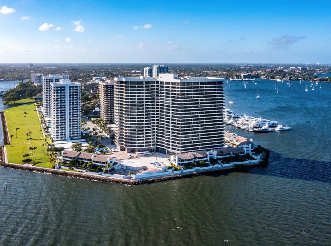 Enjoy Stunning, Panoramic Views from this Lake Point Tower Condo