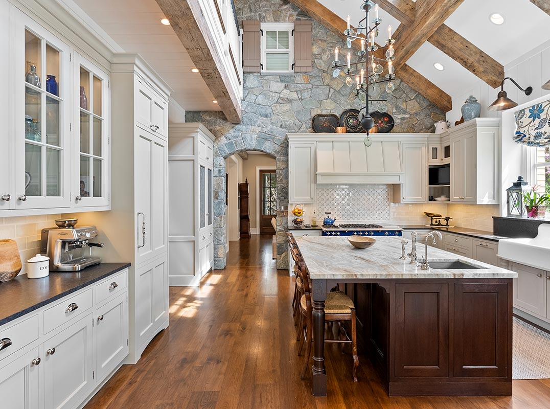 Custom Estate Residence With Bespoke Timber