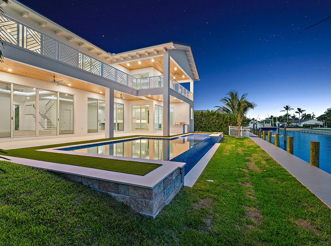 INTRACOASTAL AND OCEAN ACCESS IN TEQUESTA