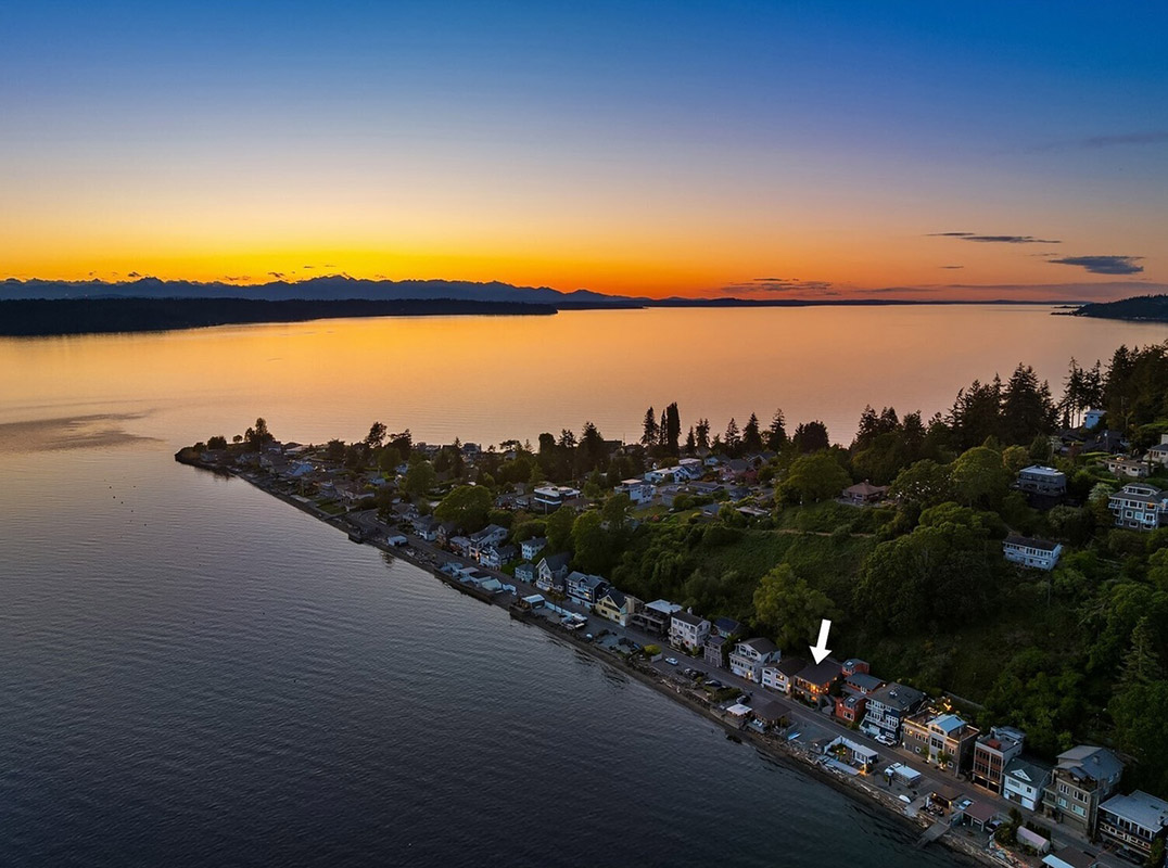 Iconic PNW Beach Paradise