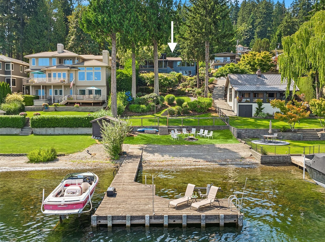 Lake Sammamish Waterfront