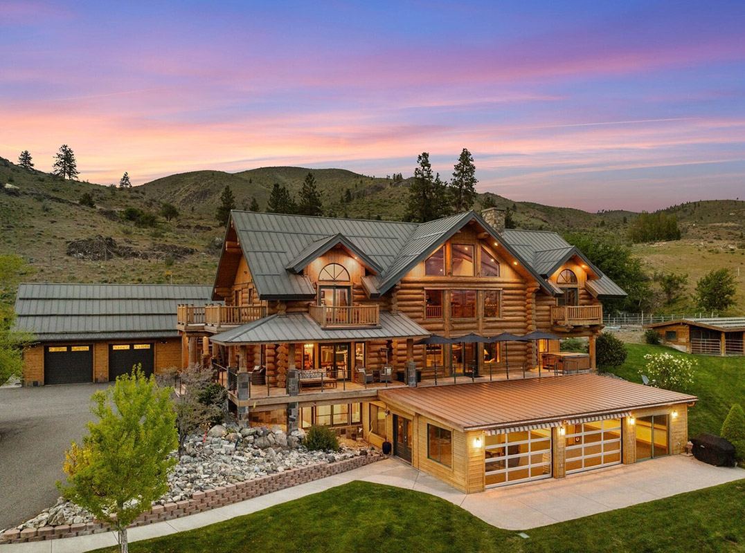 Luxurious Log Home Estate