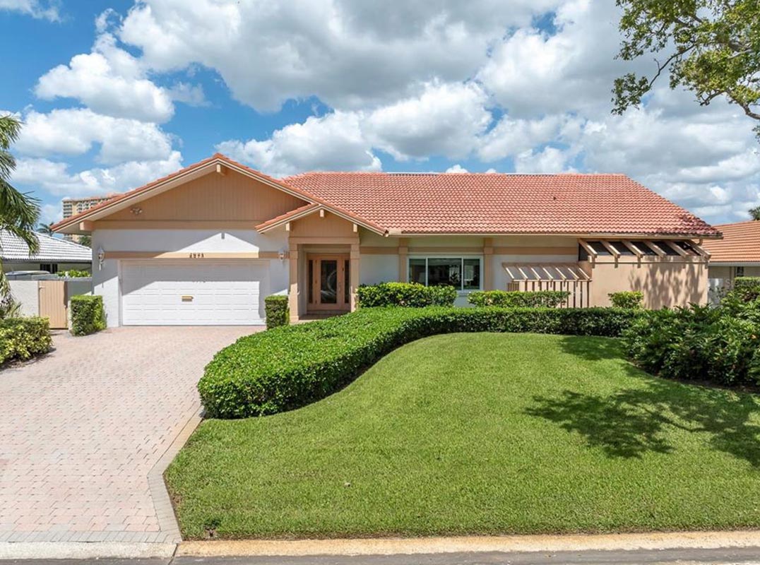 Waterfront Opportunity in Bayway Isles 