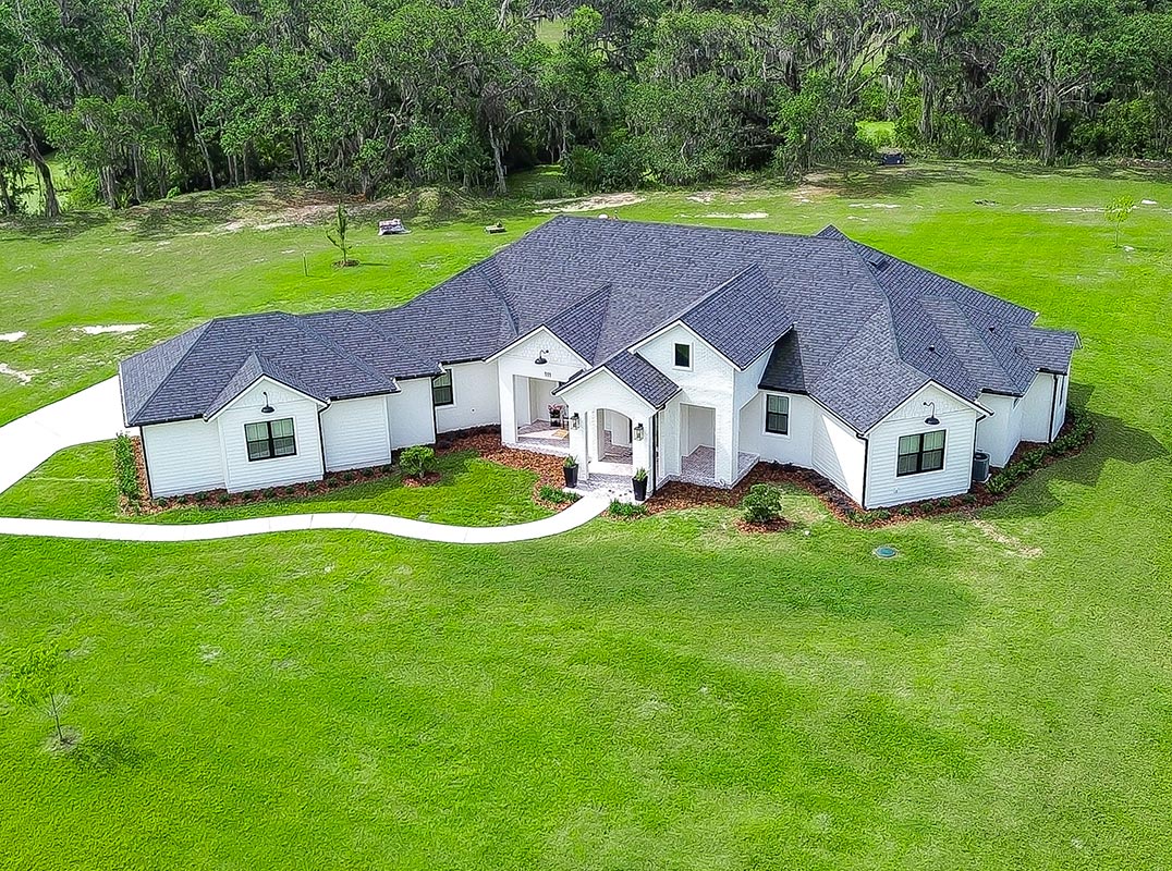 Custom-Built Southern Estate on 5.11 Stunning Acres