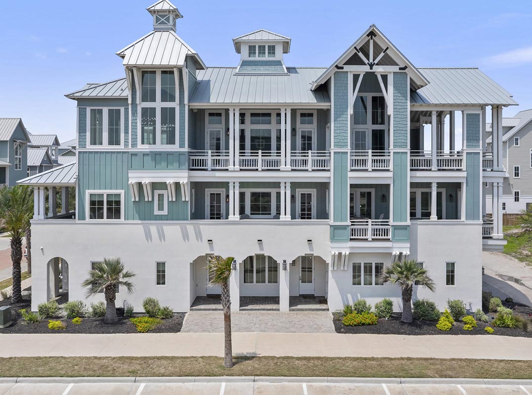 Location, Luxury And Views! 