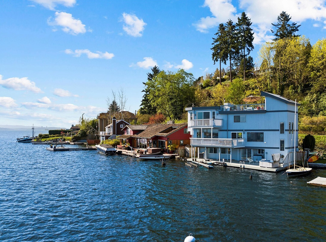 Spectacular Lake Washington Waterfront