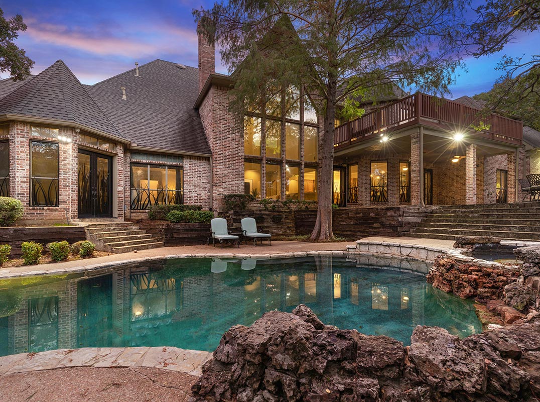 Secluded 2.33 Acre Treed Property