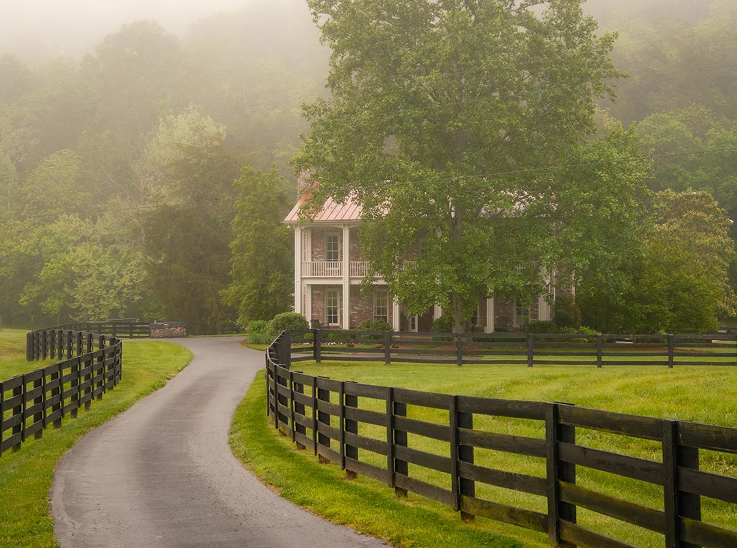 Quintessential Tennessee Farmstead!