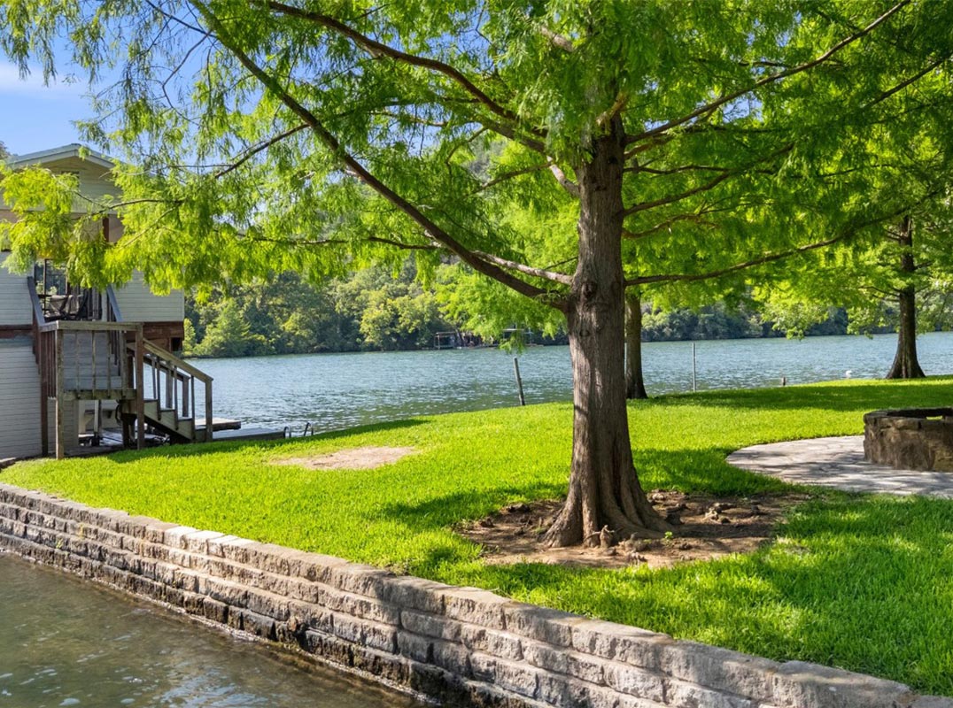  Rare Lake Austin Waterfront Retreat 