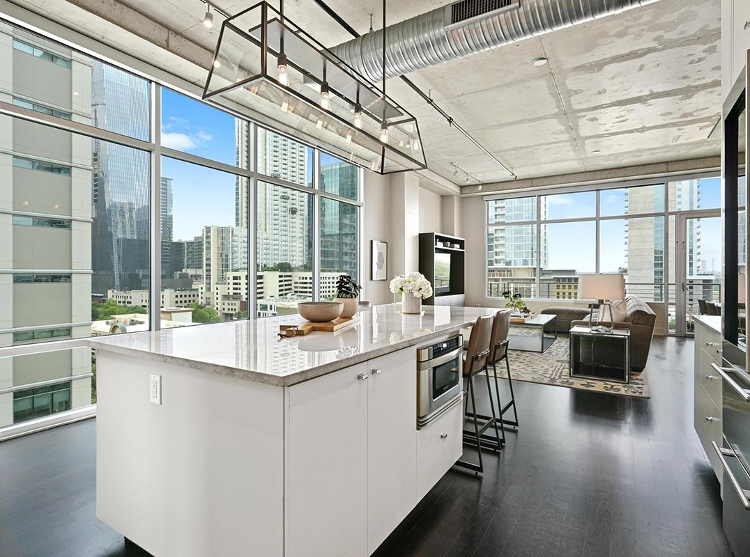 Elevated Luxury And Panoramic Views Of The City Skyline