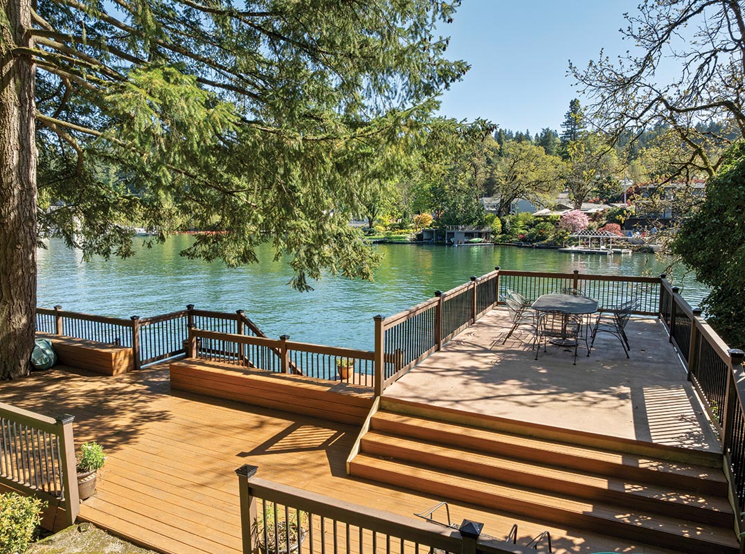 STUNNING OSWEGO LAKE CONTEMPORARY