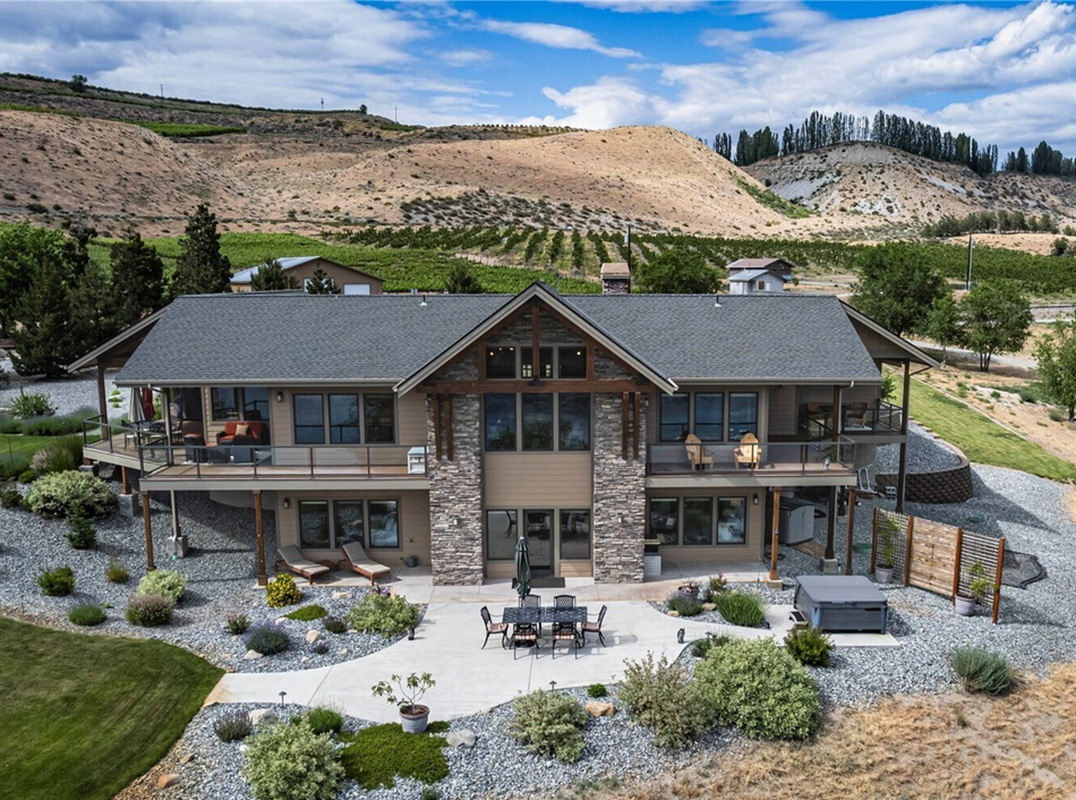 Exceptional Vineyard Retreat