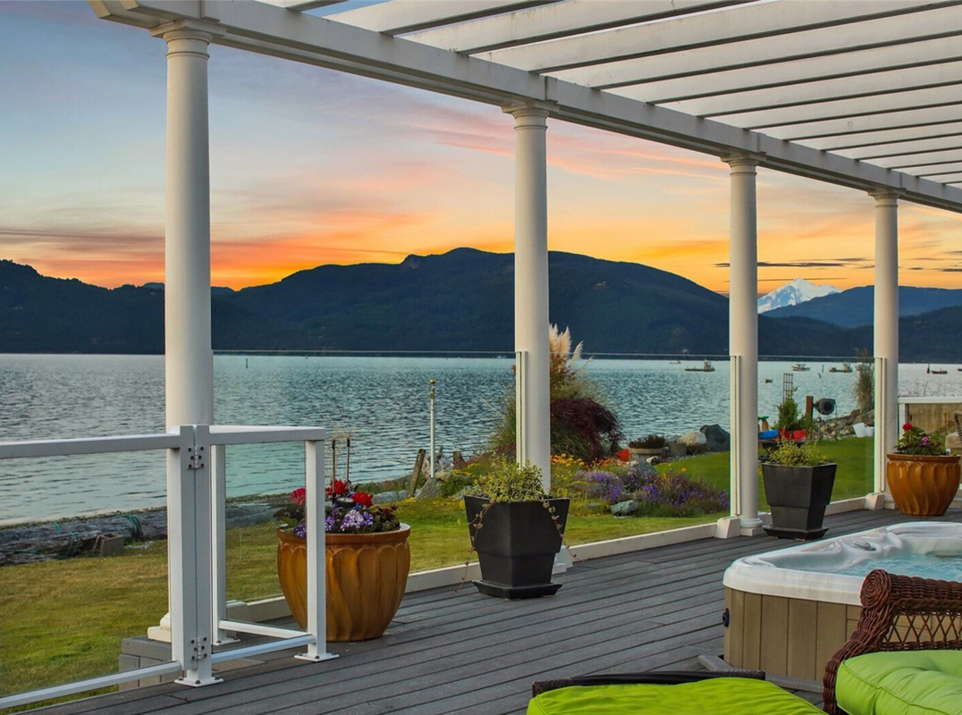 Exceptional Samish Island Estate