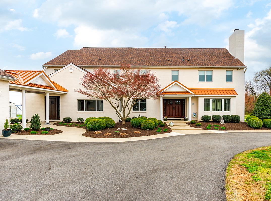 15- Acre Waterfront Estate in Stevensville