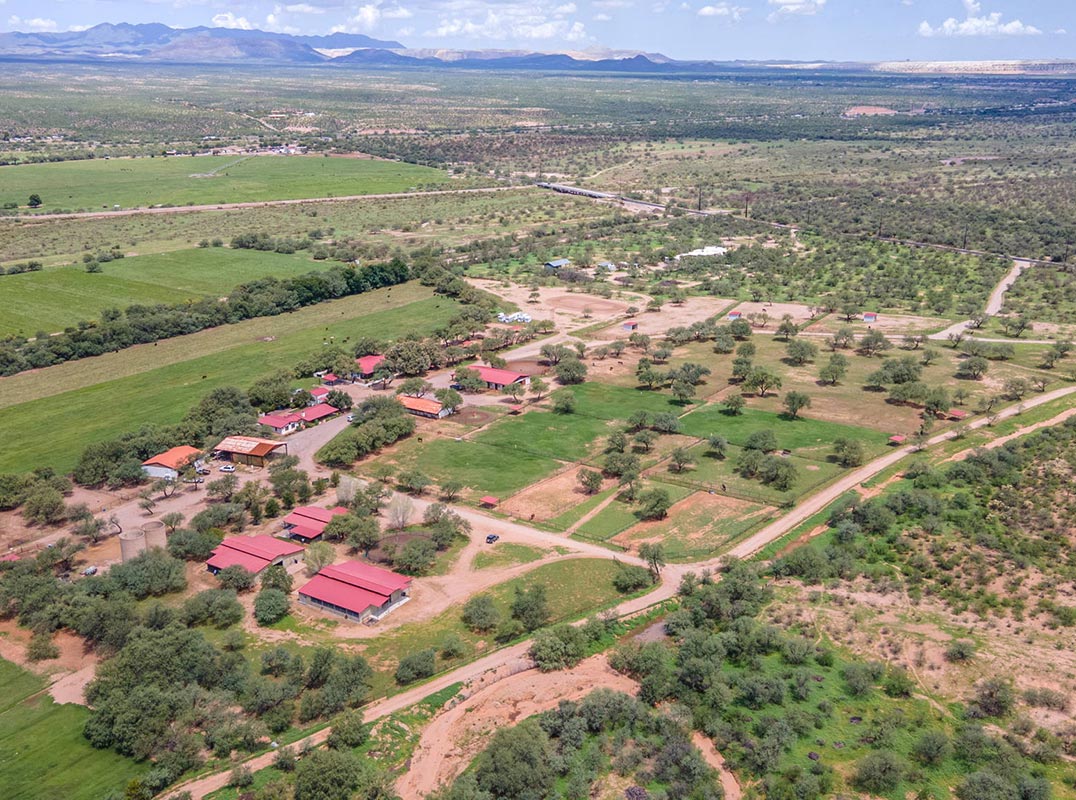 Southern Arizona -- 160-Acre Equestrian & Cattle Ranch