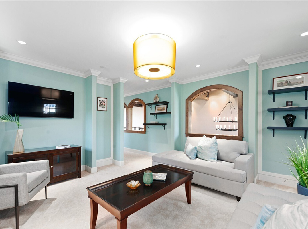 Luxury Living, Exquisite Design