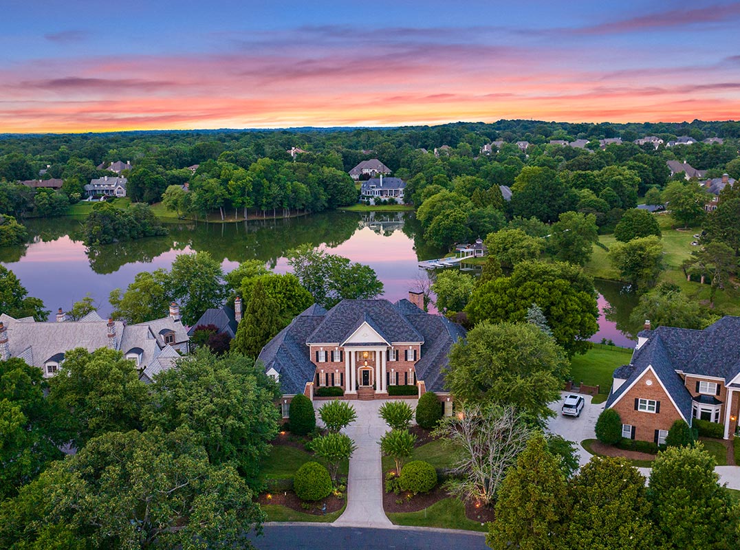 Stunning Lakefront Home in Challis Farm
