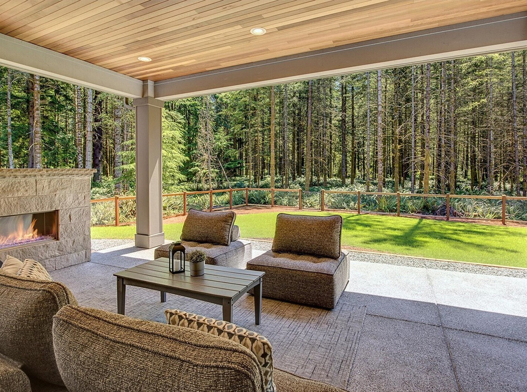 High End in North Bend