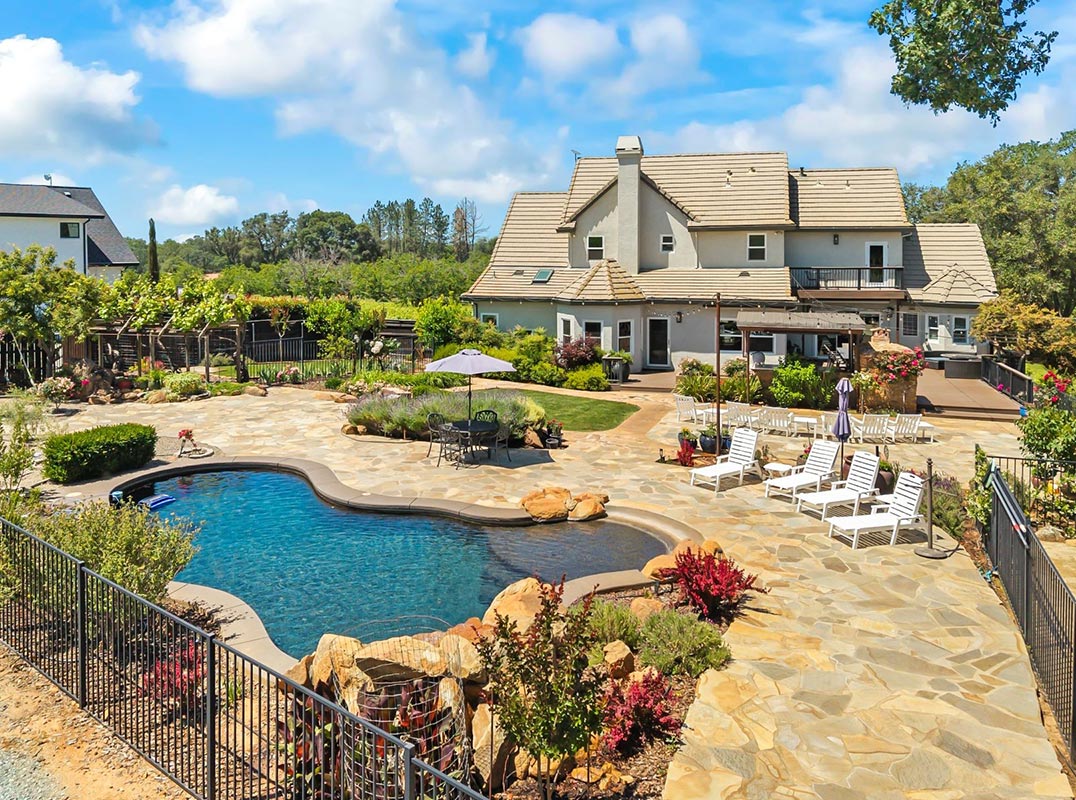 Storybook Vineyard Estate in Shenandoah Wine Valley