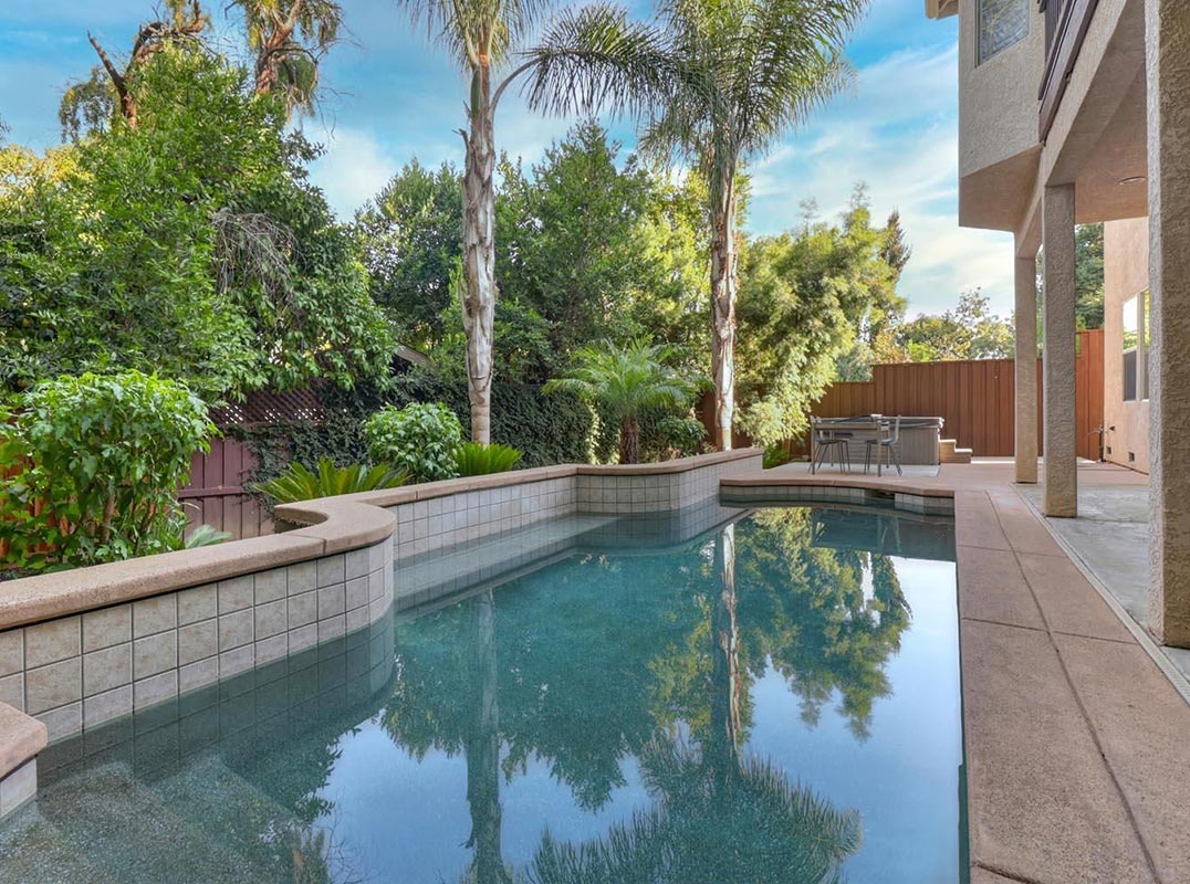 Smashing Tri-Level Home