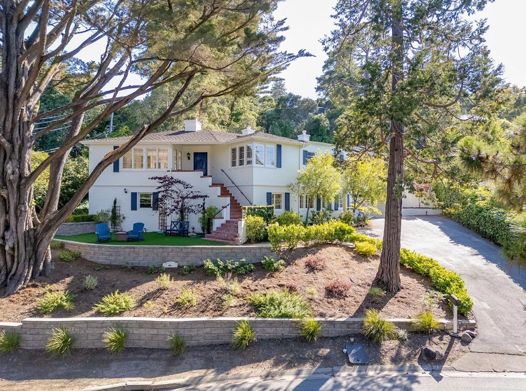 A Rare Find In Prestigious Lower Hillsborough