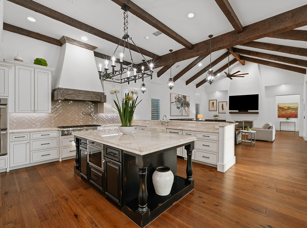 Discover Luxury Living in Huntington at Shavano Park – Custom Burdick Home