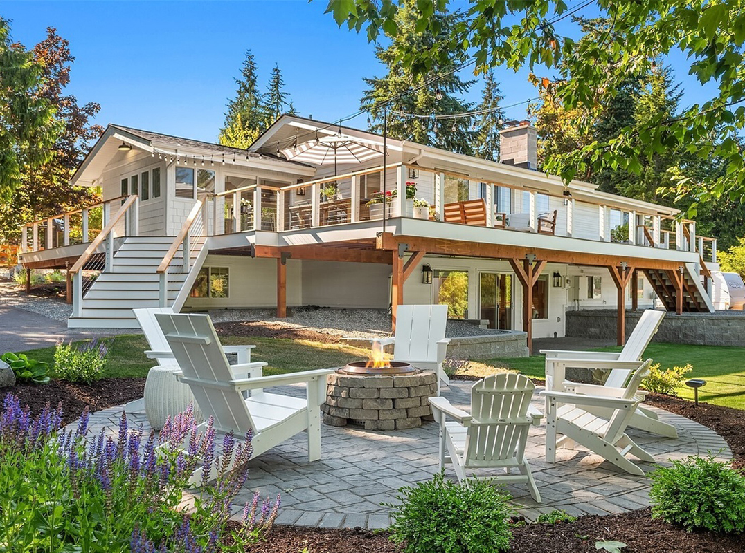 Timeless Charm, Coastal Elegance