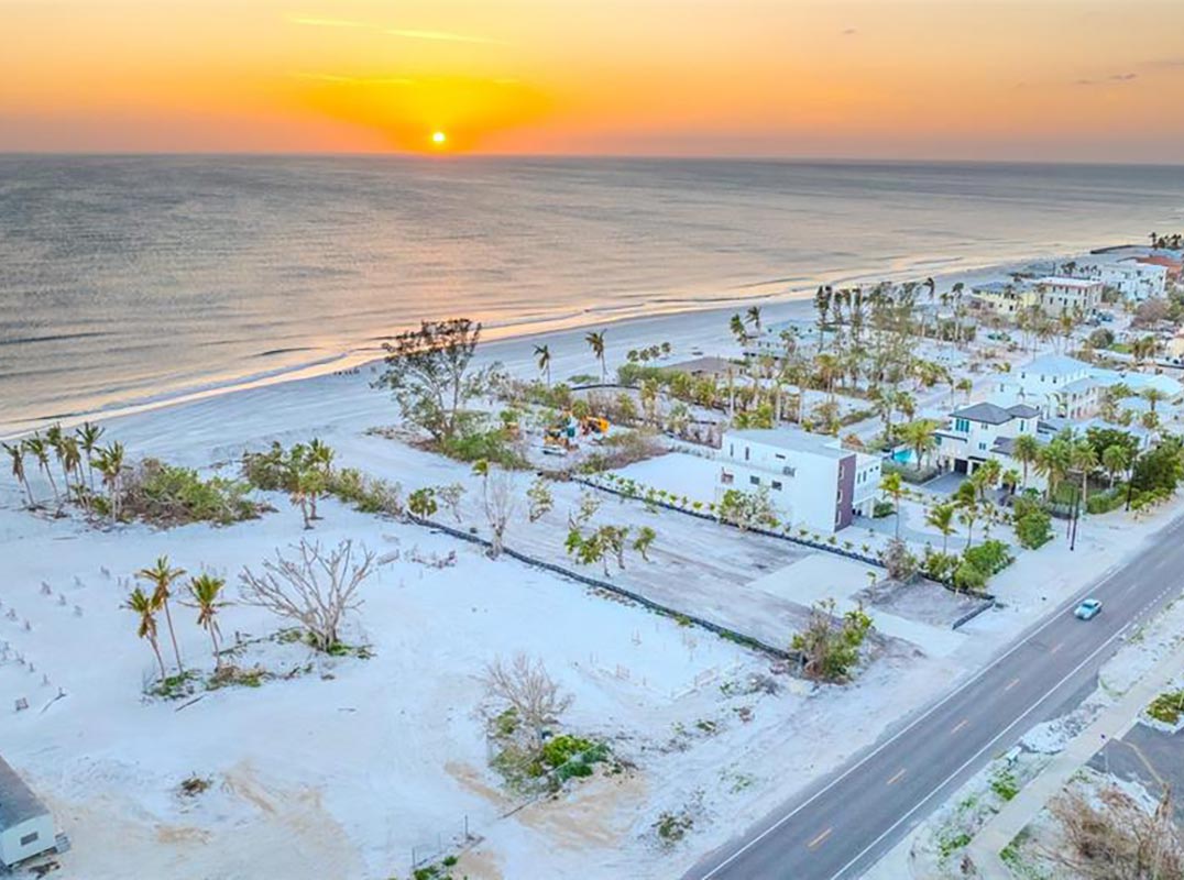  Pristine Shores Of Longboat Key