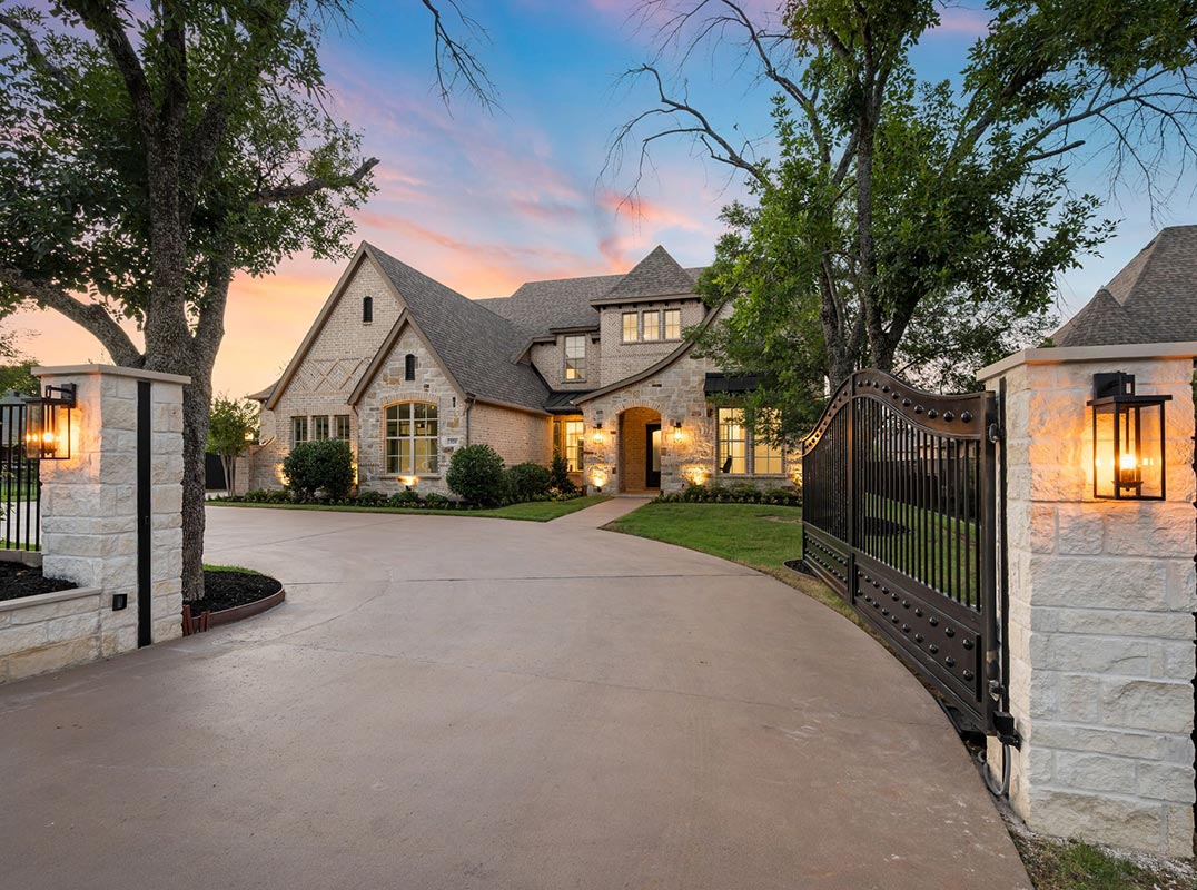  Completely Redefined Luxury Estate. 