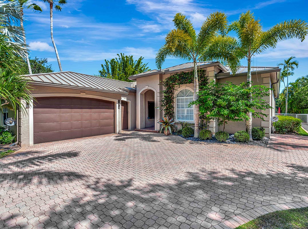 Move-In Ready Home with Pool in Admirals Cove