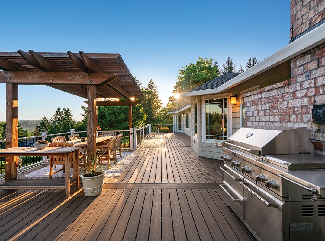 PREMIER 10.5 ACRE EQUESTRIAN ESTATE WASHOUGAL, WASHINGTON