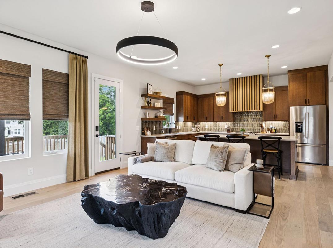 Luxury and City Convenience