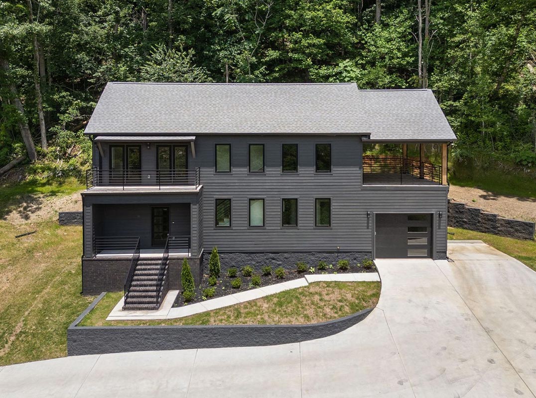 Luxurious New Construction By Award-Winning Riggins Construction
