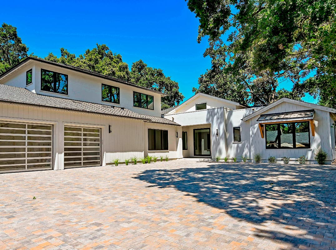  Bespoke Design Meets  Elevated New Construction