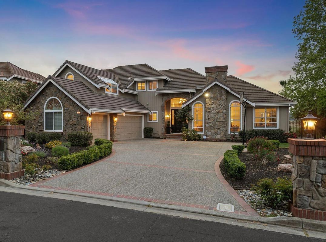 Stunning Panoramic Views