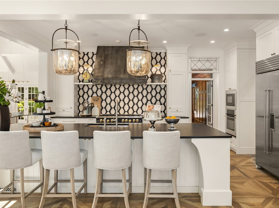 Timeless Elegance, Contemporary Flair